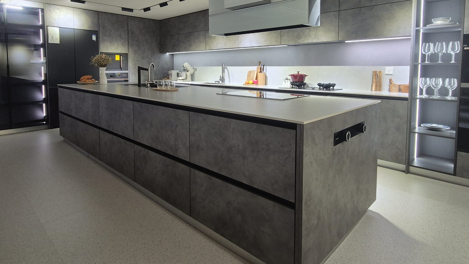 Fotile Showroom